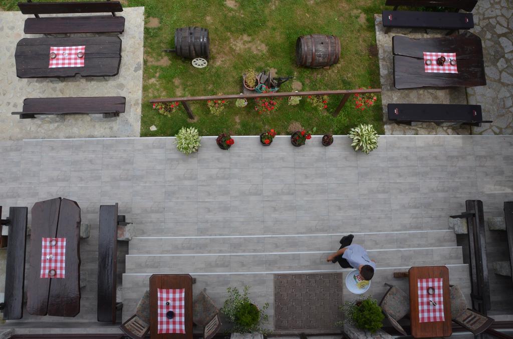 Rooms And Apartments Neron Bihac Lohovo Luaran gambar