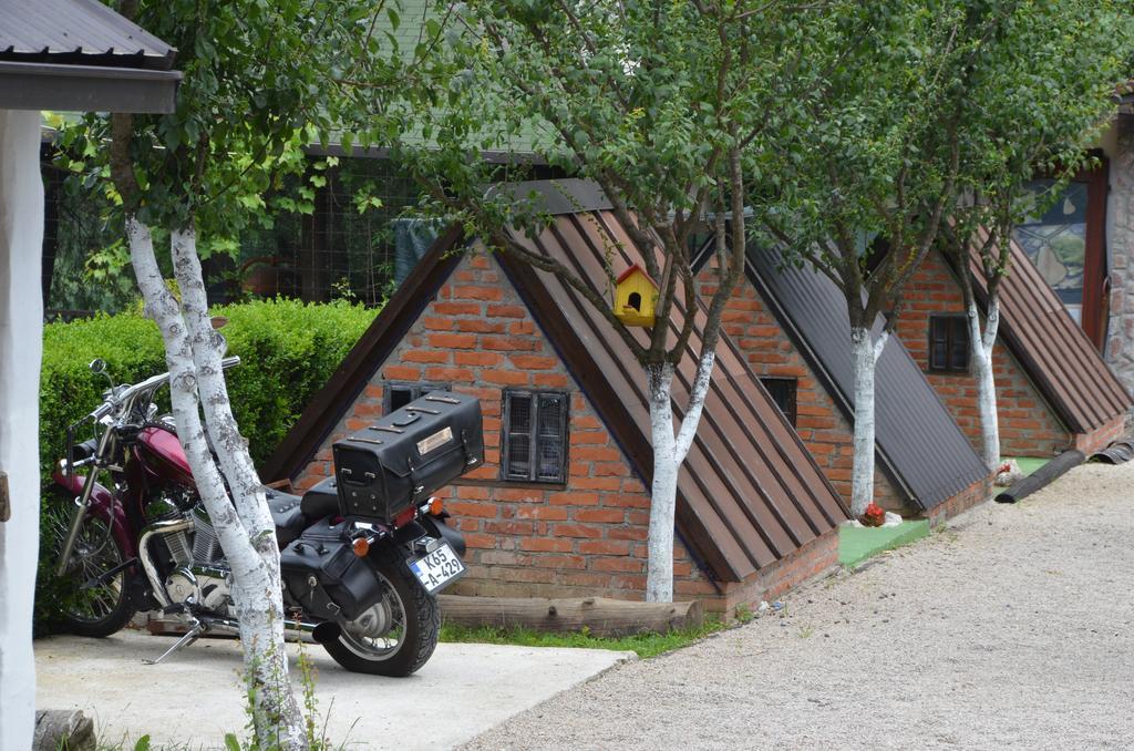 Rooms And Apartments Neron Bihac Lohovo Luaran gambar