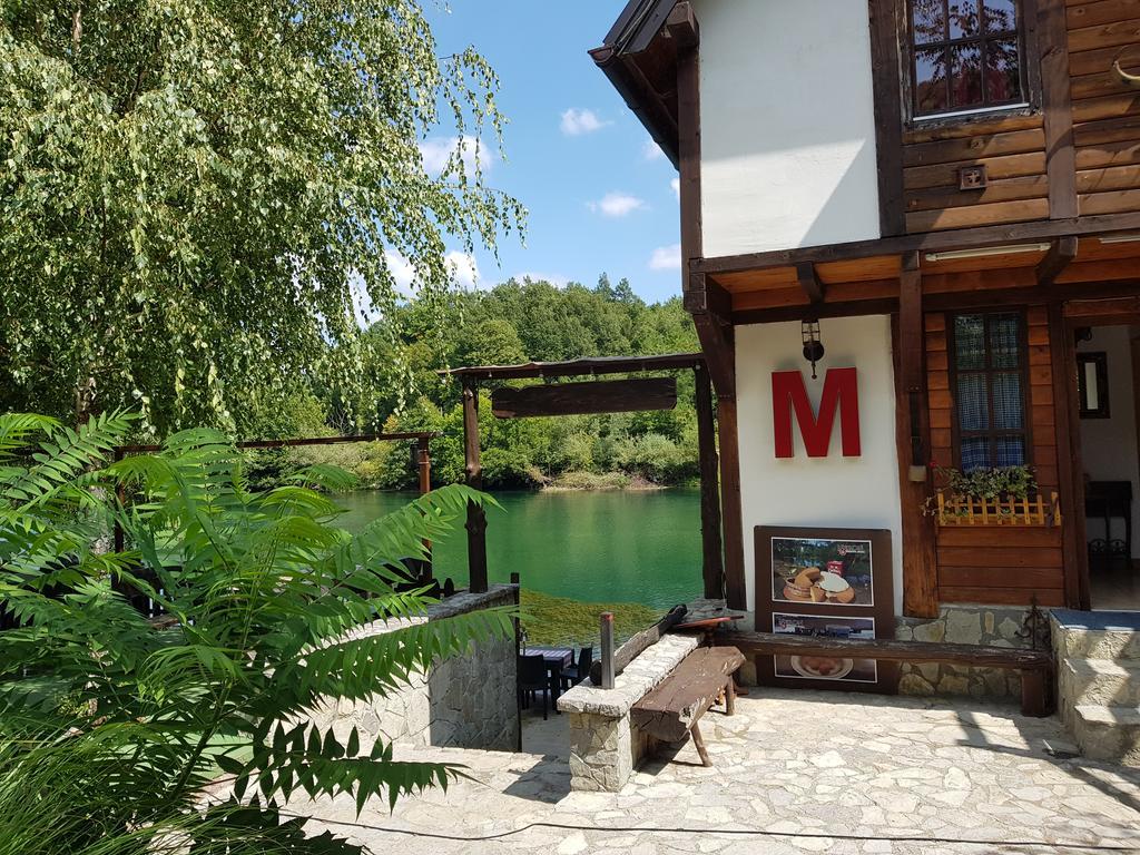 Rooms And Apartments Neron Bihac Lohovo Luaran gambar
