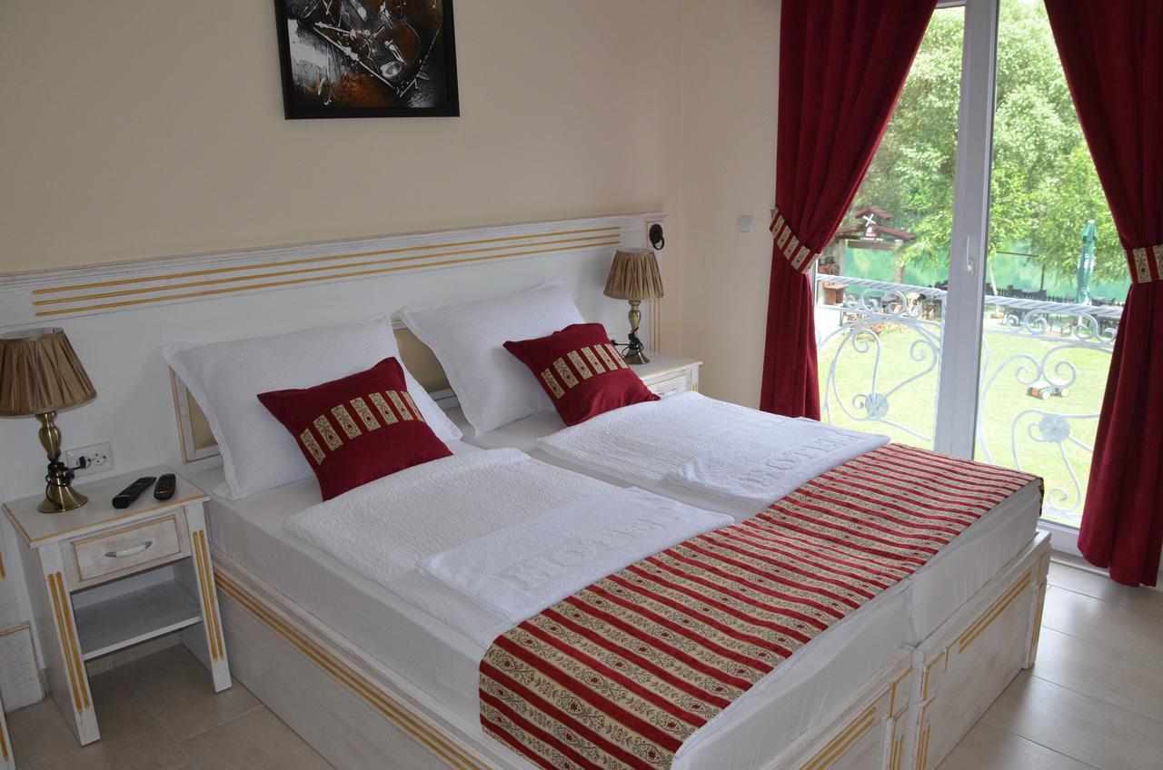 Rooms And Apartments Neron Bihac Lohovo Luaran gambar